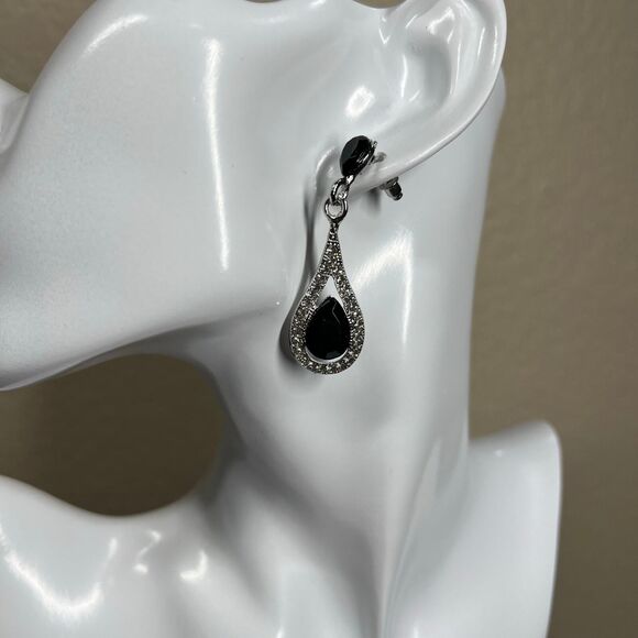 Teardrop Drop Earrings clutch back Earrings Cubic Zirconia Silver Tone Romantic - Picture 8 of 10